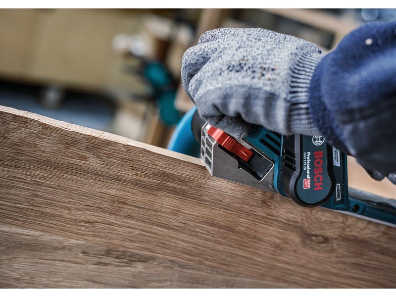 Skobeljni nož Bosch PRO, Dimenzije: 82x5,5x1,1mm, 2608635903